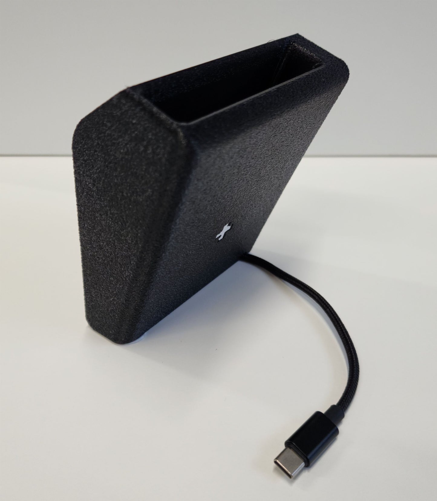 Volkswagen T6.1 Transporter & Multivan  Wireless Phone Charger